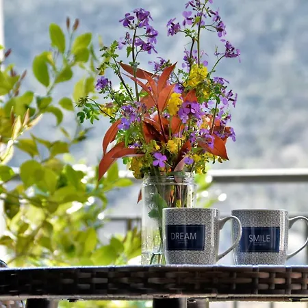Apartment Sunny Holiday Flat With Private Garden Terrace