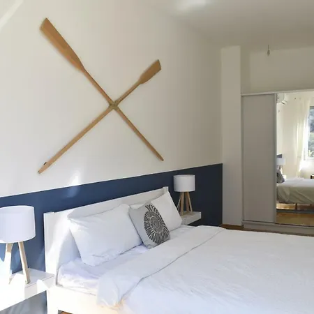 Lägenhet Sunny Holiday Flat With Private Garden Terrace